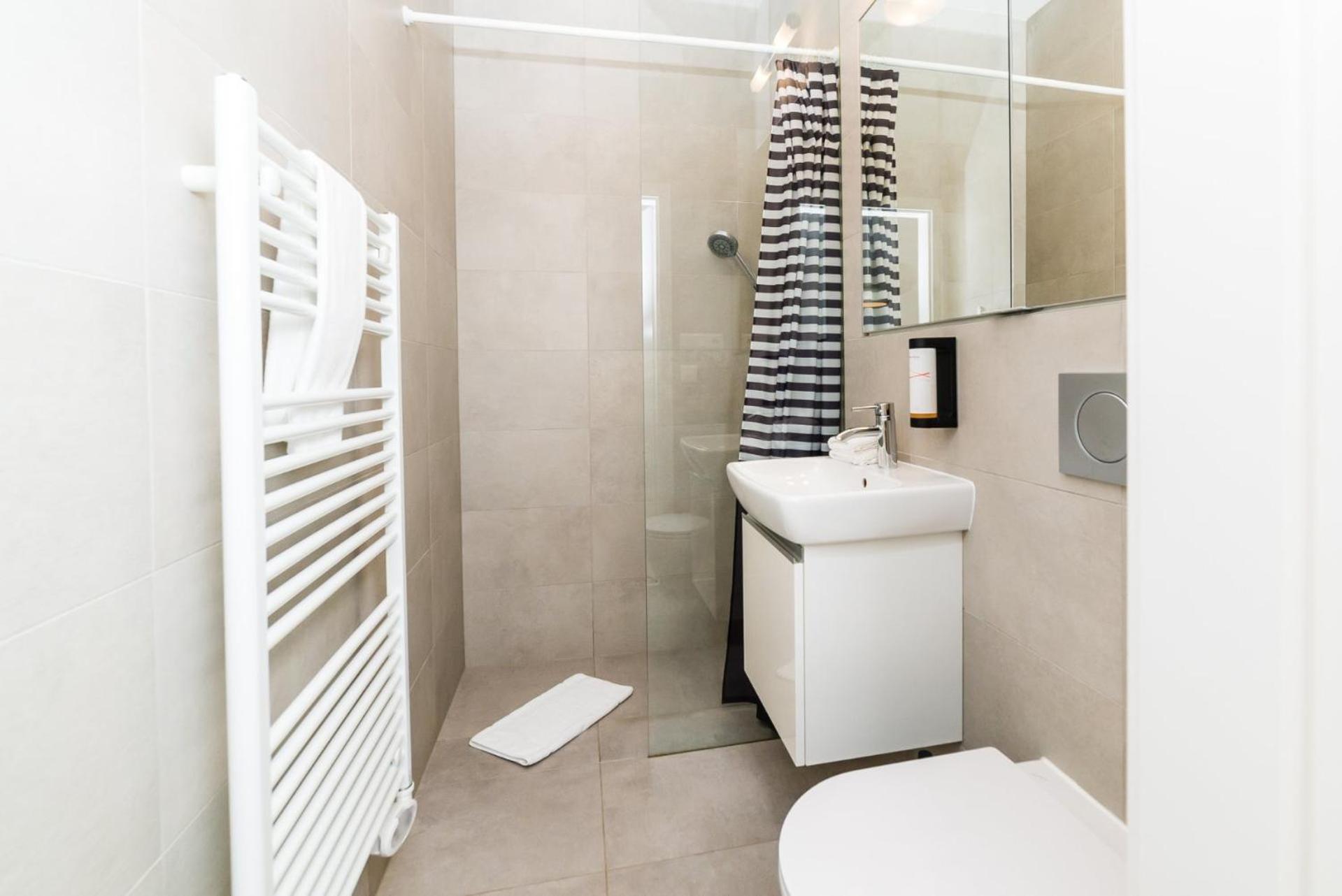 City Castle Apartments Free Parking Bratislava Rum bild
